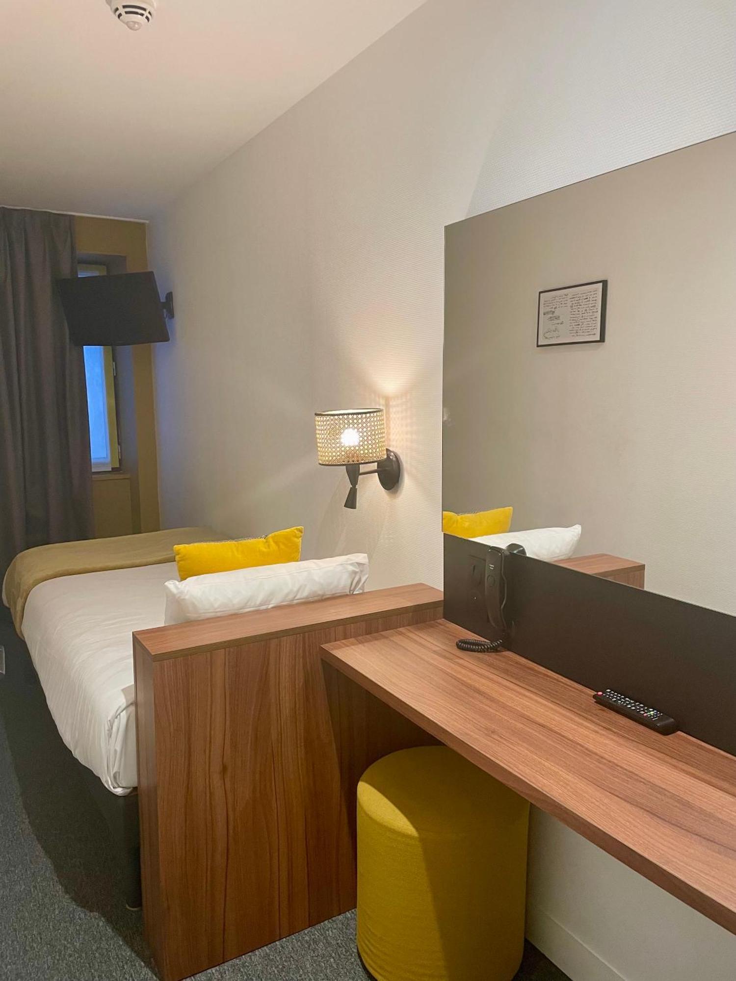 Small Single Room